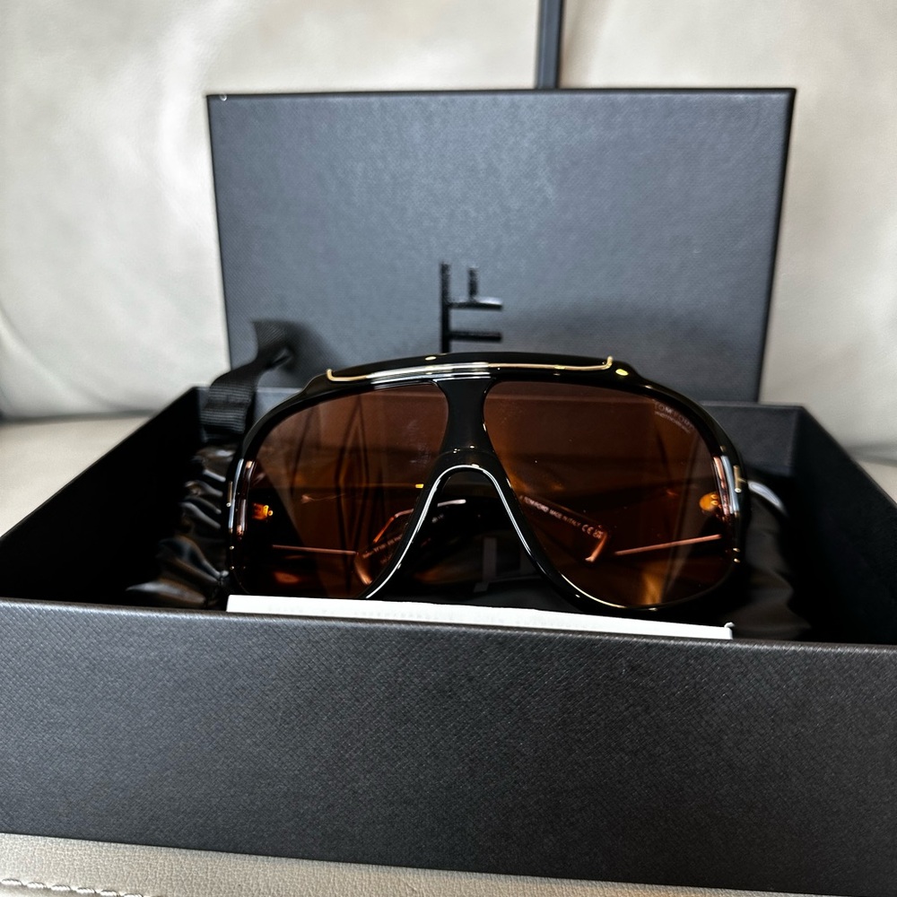 Tom Forf Black Sunglasses